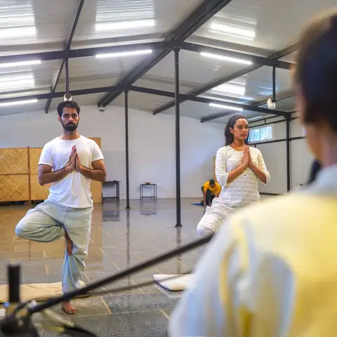 Get a personal Upa Yoga and Isha Kriya Session from a trained volunteer.