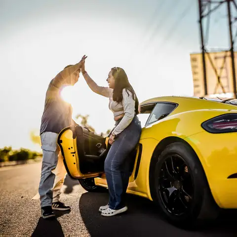 Add an additional 10-minute professional photoshoot. (Add-On)