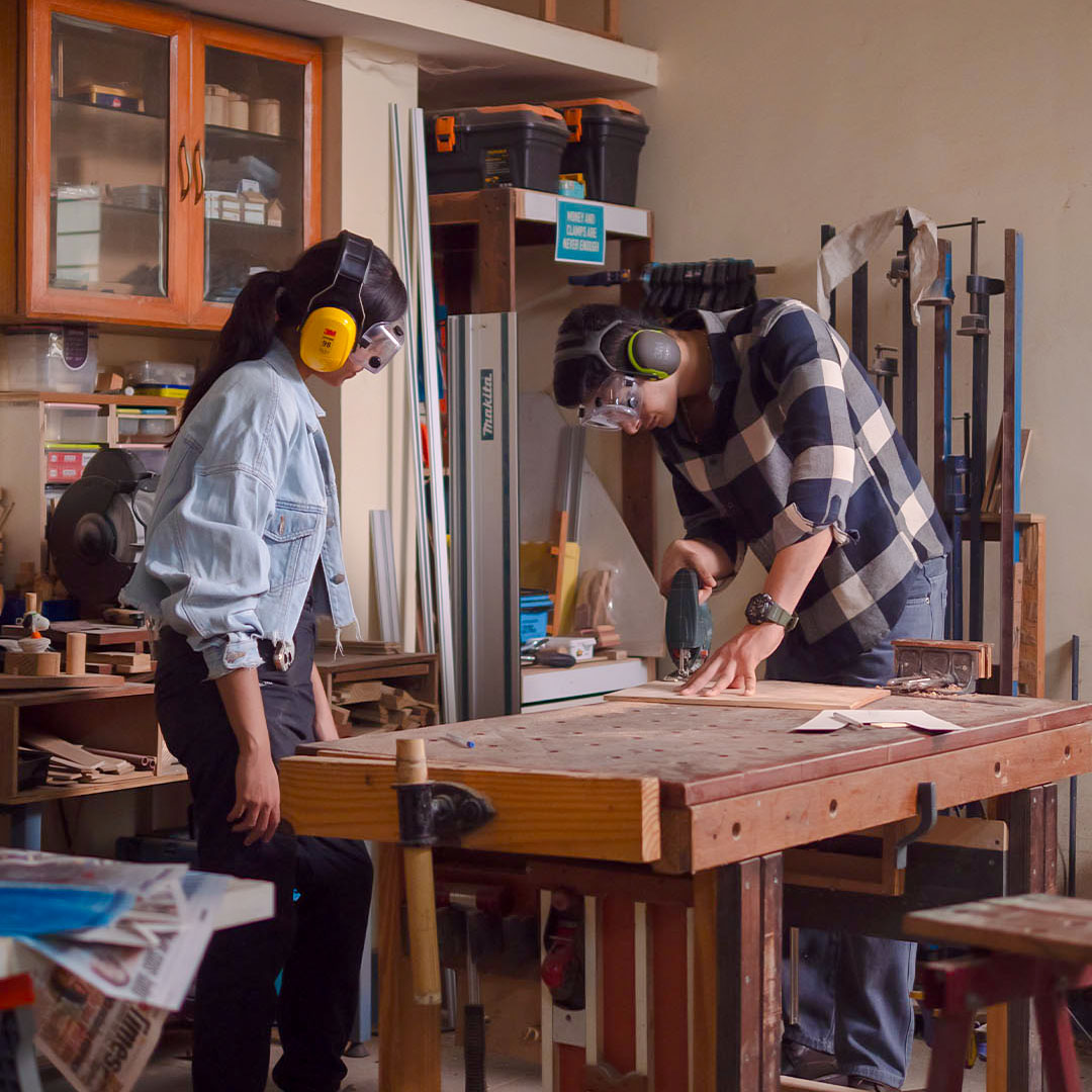 Discover Why Homeowners Are Turning to Woodworking Projects!